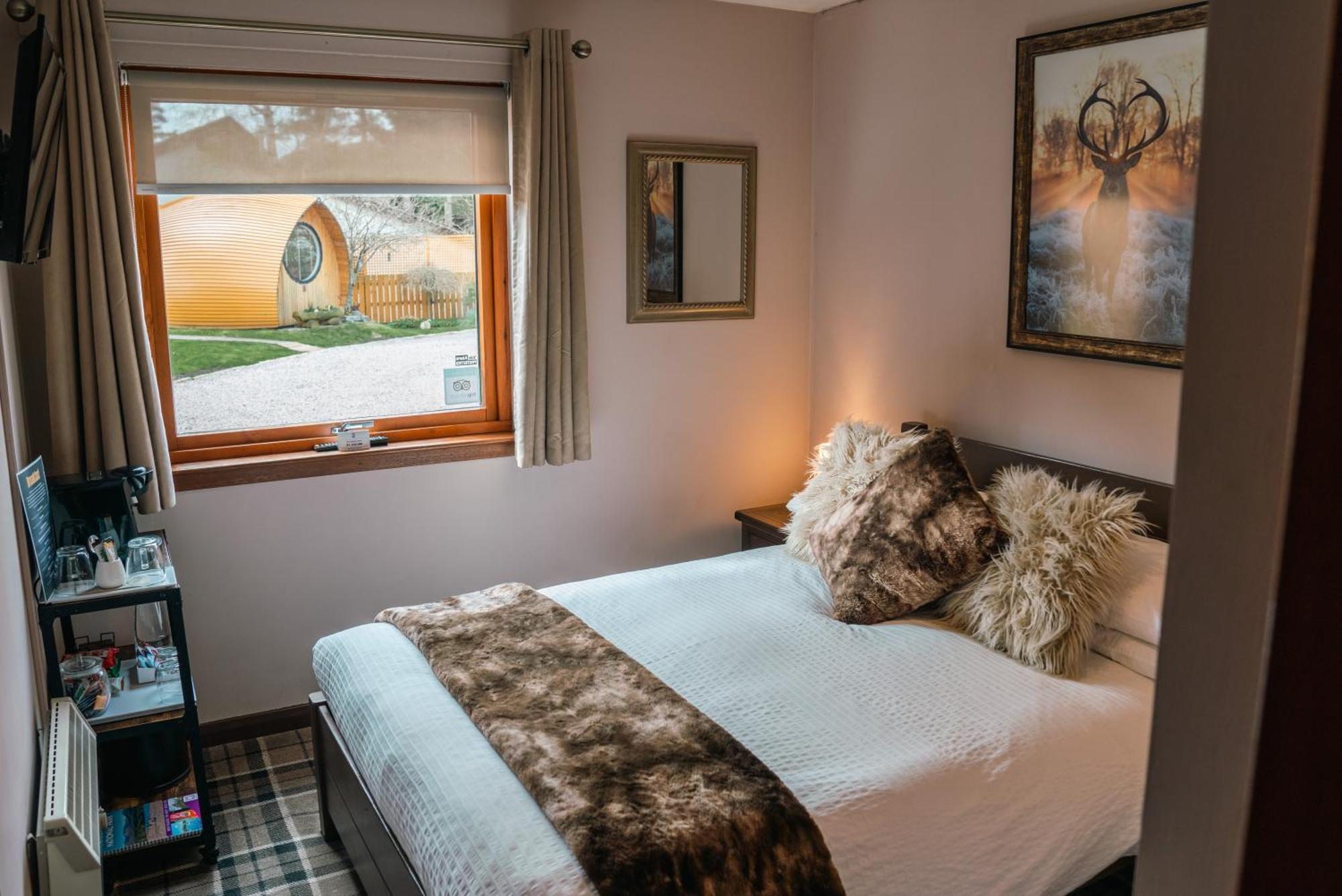 Eriskay B&B And Aviemore Glamping Exterior photo